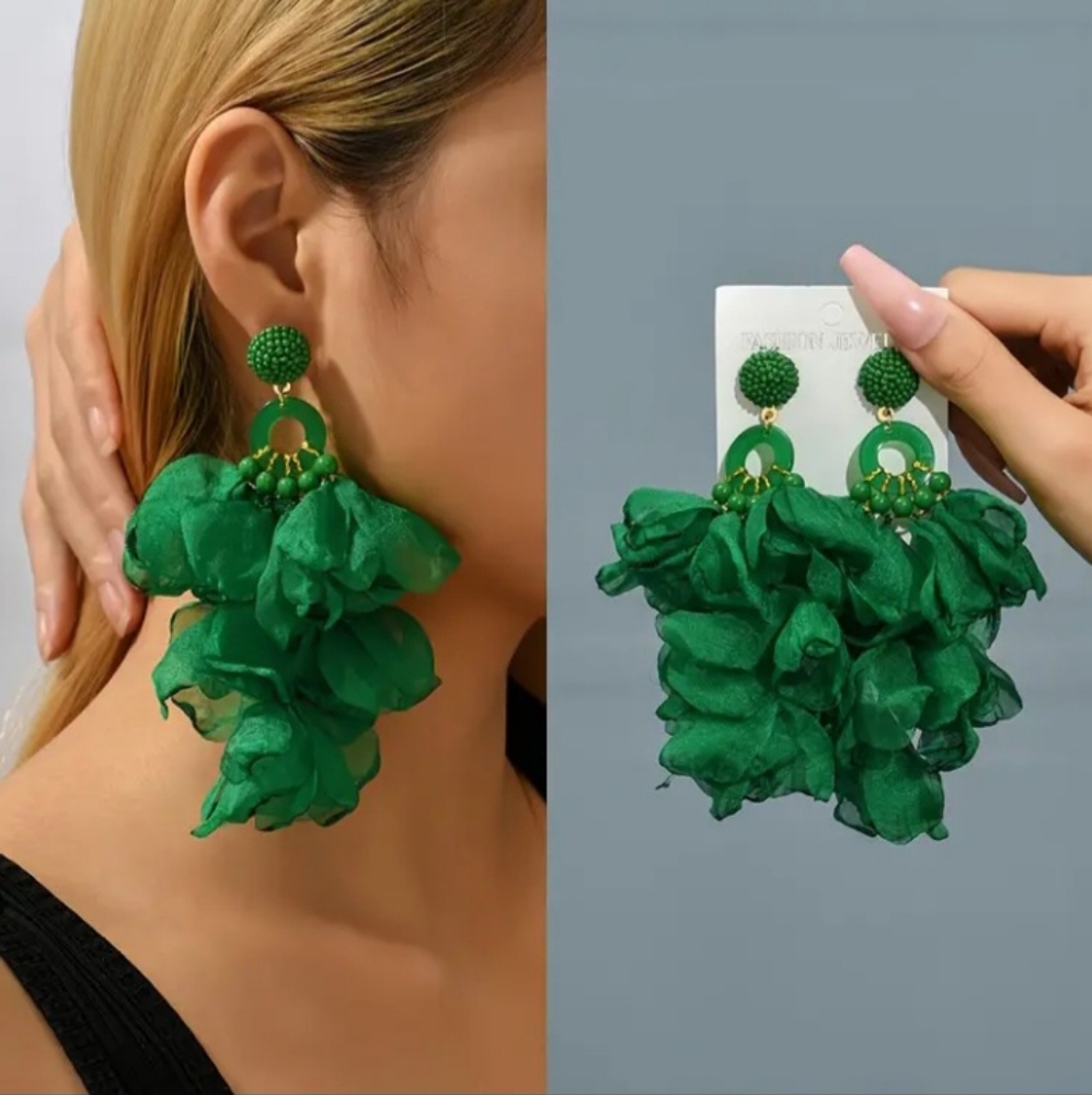 NEW Women Fashion Green Earrings - Picture 1 of 7